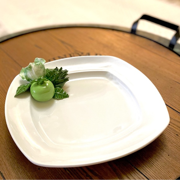 Italian Decorative Plate with inbuilt Green Veggies - Picture 8 of 16